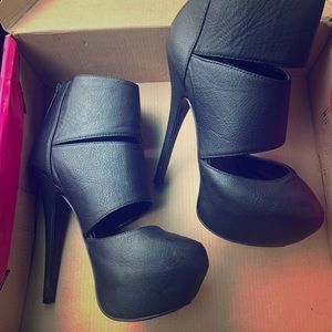 Pump Platform Heels